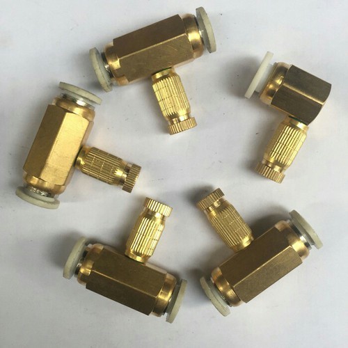 Bộ Béc Phun Sương gồm béc số 3 và đế giữa đế cuối