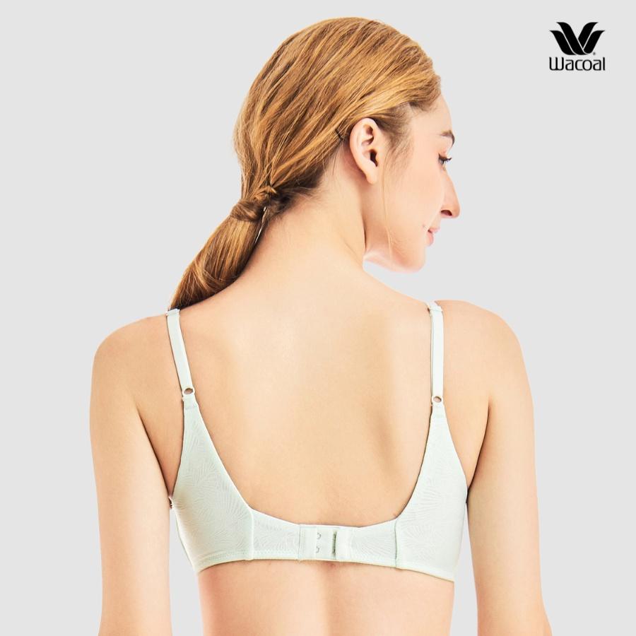 Áo lót Wacoal không gọng, nâng nhẹ ngực, cup 3/4, trơn, dây liền IIB5464