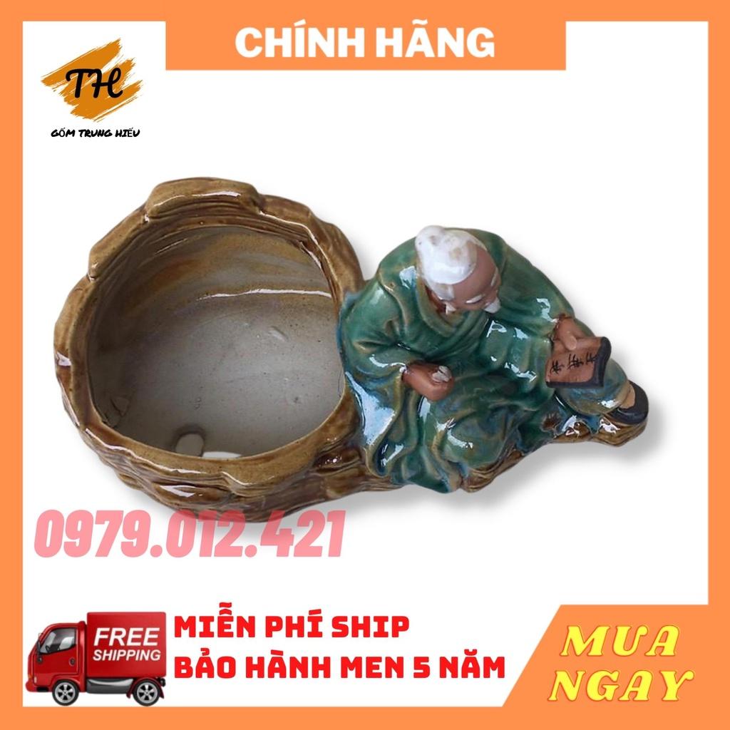 Tượng Ông lão đọc sách gốm Bát Tràng trồng cây bonsai tiểu cảnh đẹp