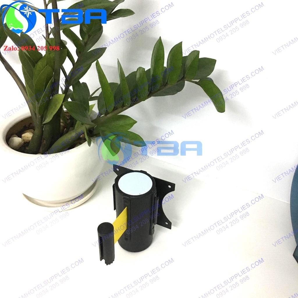 Đầu trụ chắn dây kéo gắn tường màu đen 2m với dây căng màu vàng cao cấp