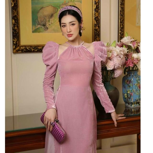 Áo Dài cách tân vải Nhung Tay Bồng Cổ Yếm Cho Các Nàng