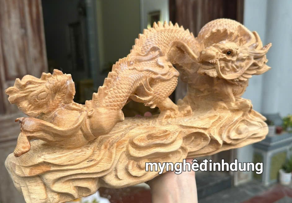 Tượng con rồng phong thủy bằng gỗ ngọc am thơm nức kt 35×18×12cm