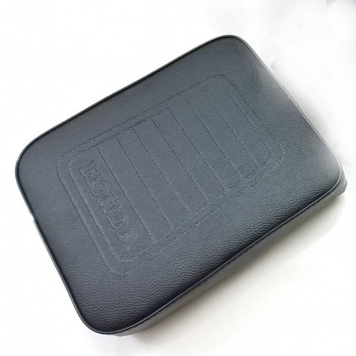 Yên sau xe gắn CD đen