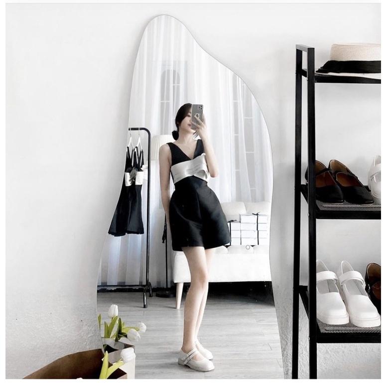 JUMPSUIT SÁT NÁCH PHỐI NƠ NGỰC TRẮNG XẾP LY