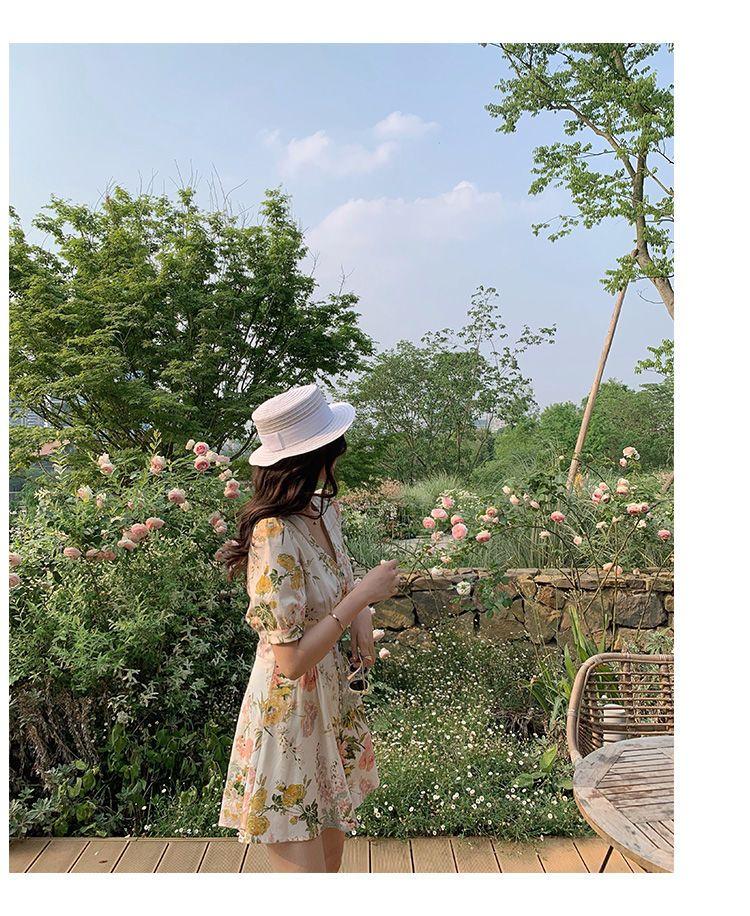 TOBE1SHOP 2023 Xuân/Hè Jumpsuit Nữ dài tay áo Hàn Quốc V cổ đèn lồng tay áo đầm in váy cao eo rộng chân quần