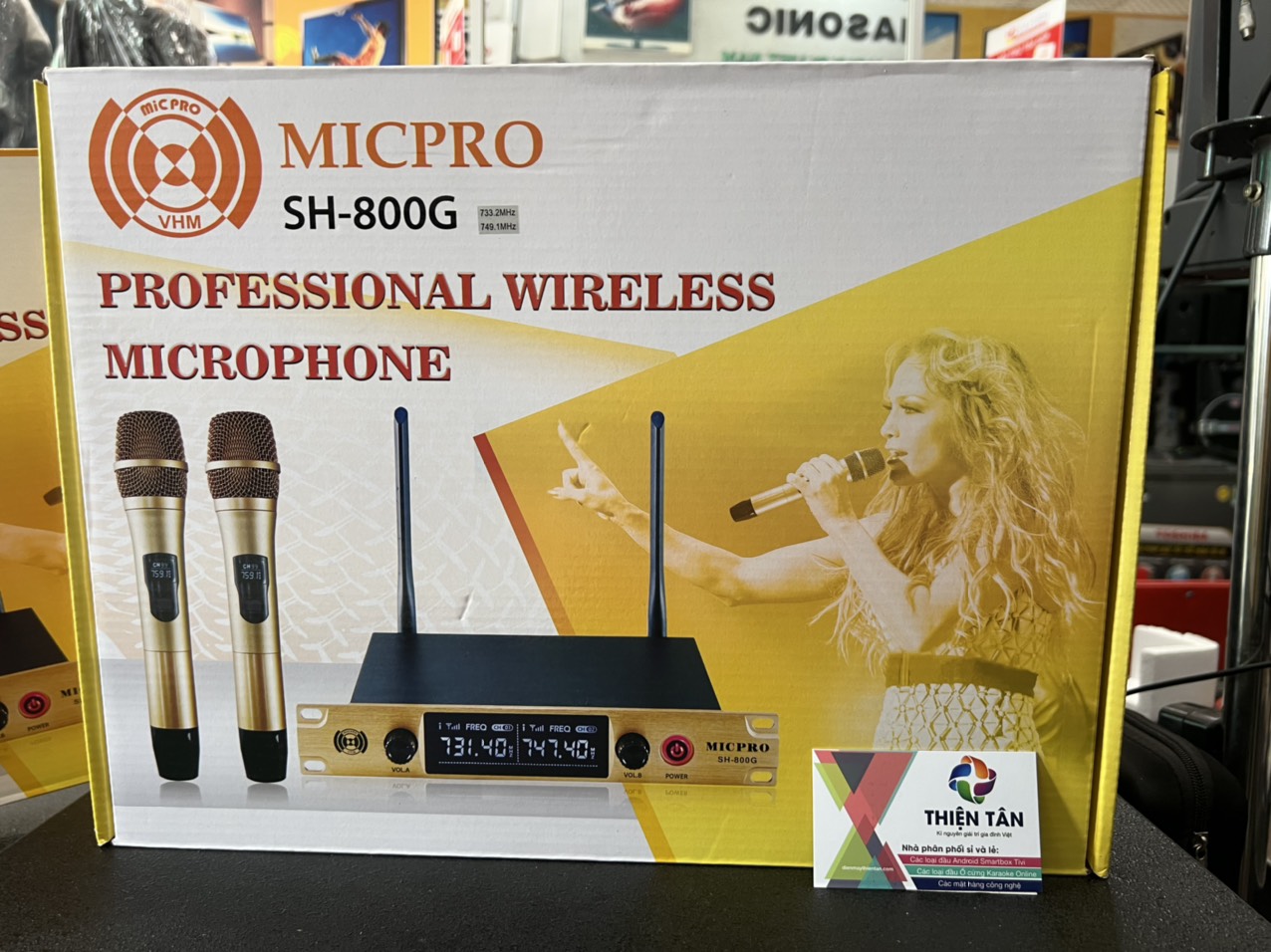 Micro Không Dây SH800G - Karaoke Gia Đình  - Sóng UHF - Âm thanh chuẩn - Hàng Chính Hãng