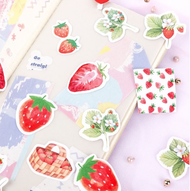 Bộ 45 Sticker Miếng Dán Trang Trí Quả Dâu Tây