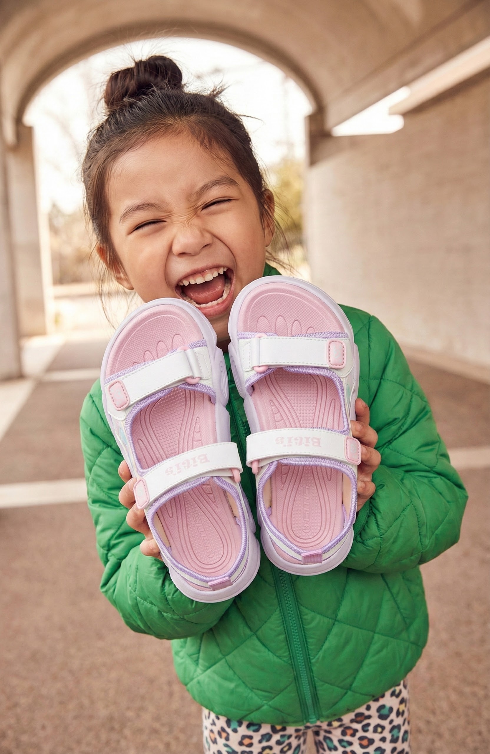 Sandal Biti's bé gái (size 30-38)