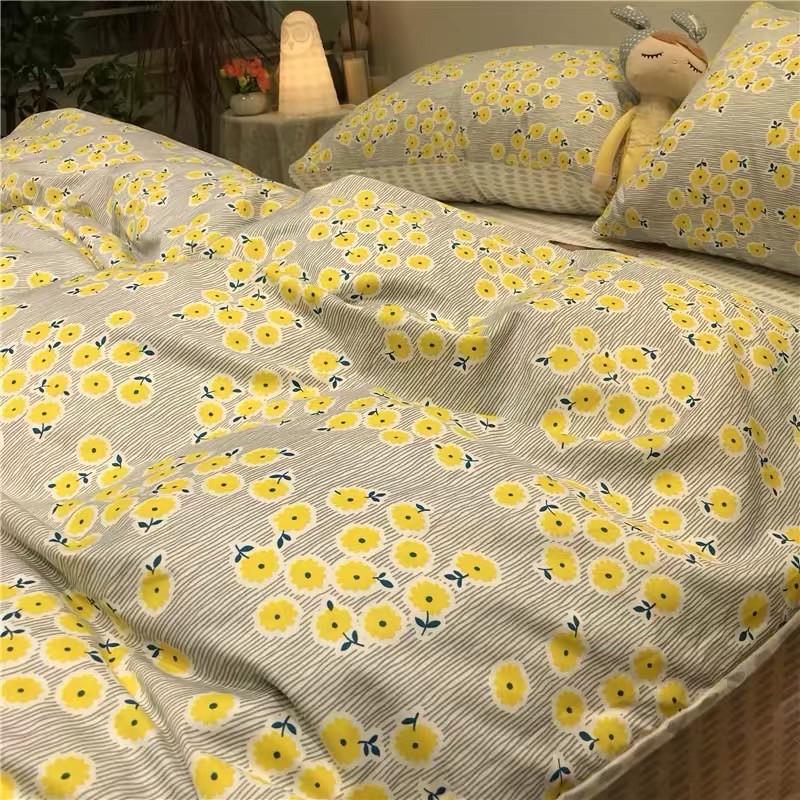 Bộ chăn ga gối phong cách Hàn Quốc hoa mai vàng bo chun đủ kích thước