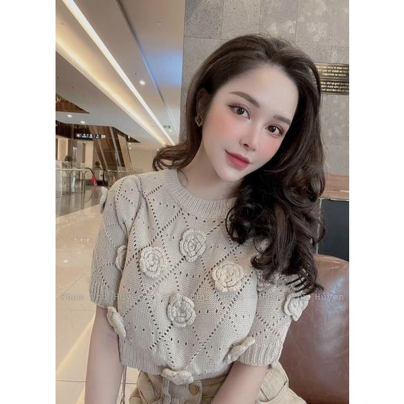 Áo len croptop hoa nổi