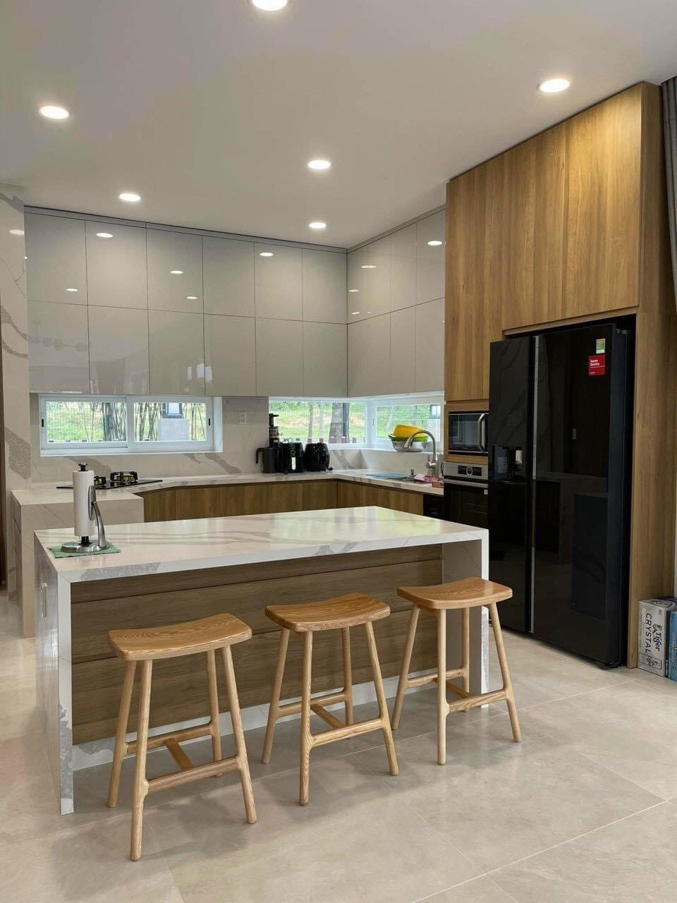 Ghế bàn đảo võng màu tự nhiên