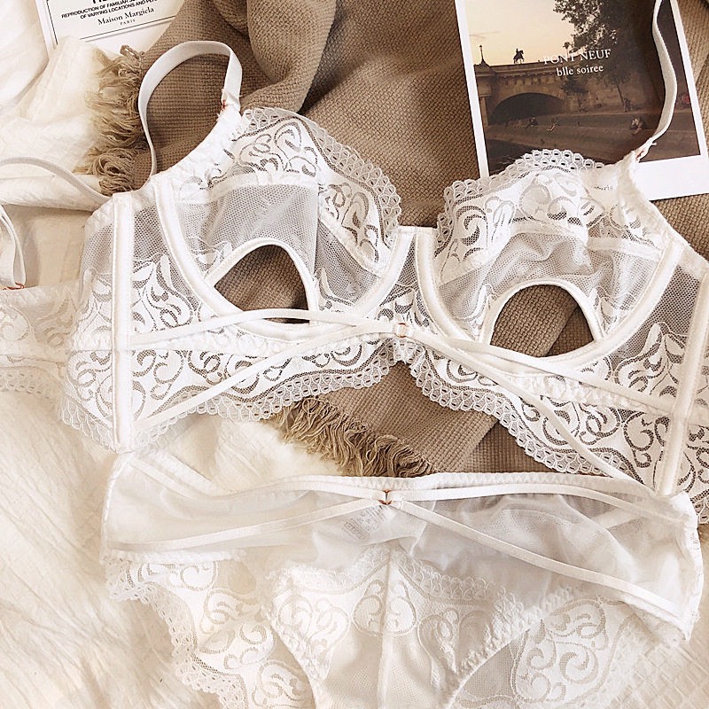 Bộ Bra Xuyên Thấu Gợi Cảm - B.Lingerie