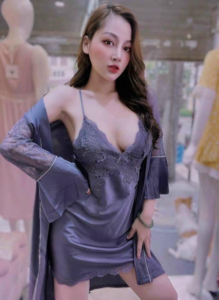 Váy Ngủ Kèm Áo Choàng Lụa Cao Cấp
