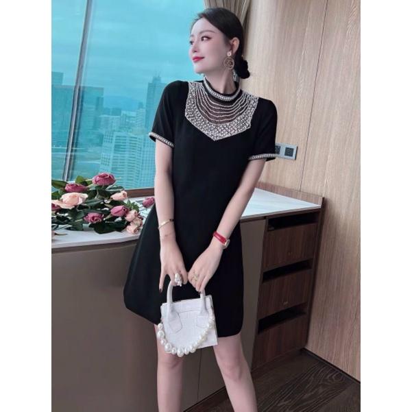 ĐẦM ĐEN CỔ KẾT HỘT CHÂU