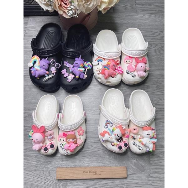 Dép sandan cờ rốt full charm và tên