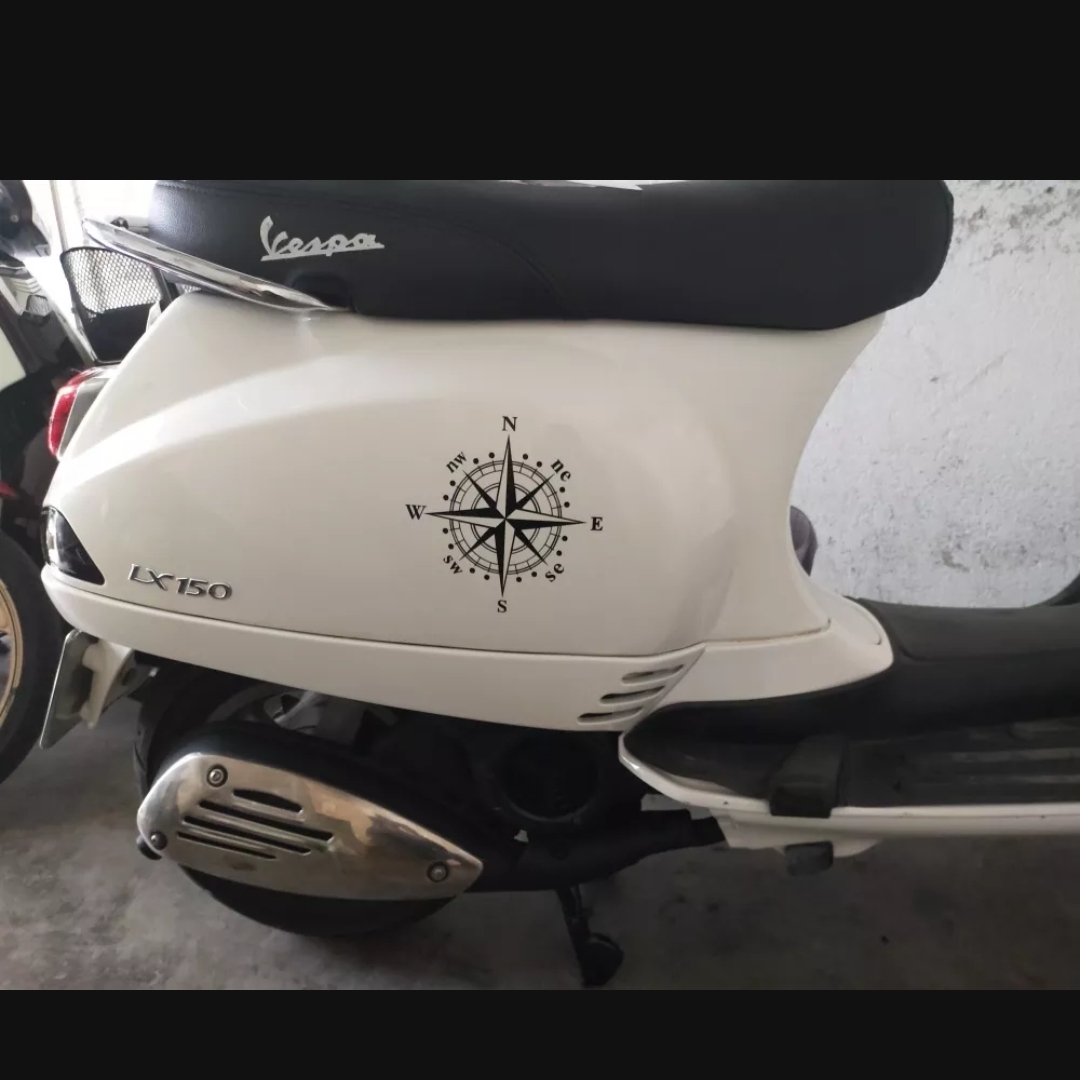 Decan dán xe hơi ô tô, xe máy hình la bàn độc đáo,sticker dán xe máy cho xe sáng màu