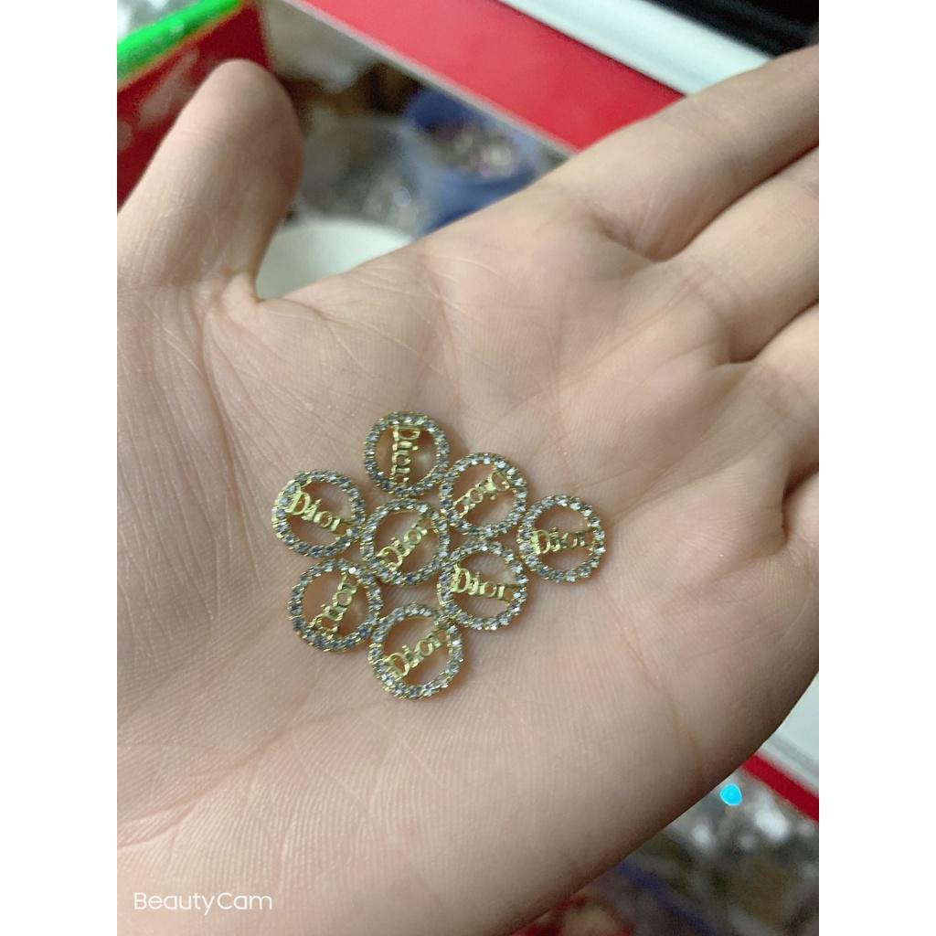 charm thương hiệu trang trí nail mã mới