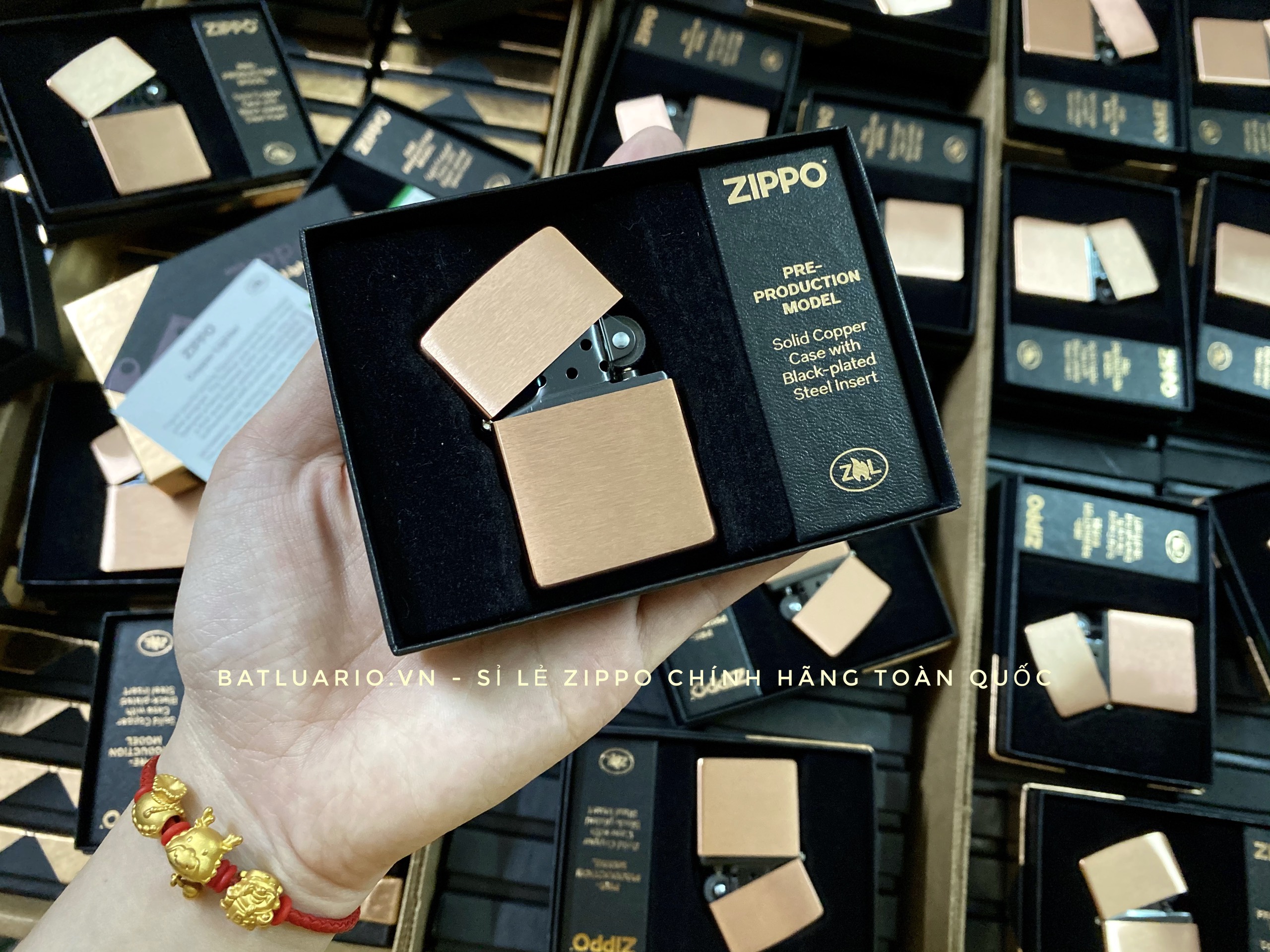 Bật Lửa Zippo 48107 – Zippo Solid Copper – Zippo Copper Case With Black Coated Stainless Steel Insert – Zippo Đồng Đỏ Nguyên Khối 2022