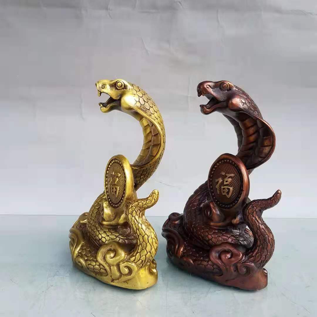 Tượng linh vật con rắn chầu chữ phúc bằng đồng thau cỡ trung phong thủy