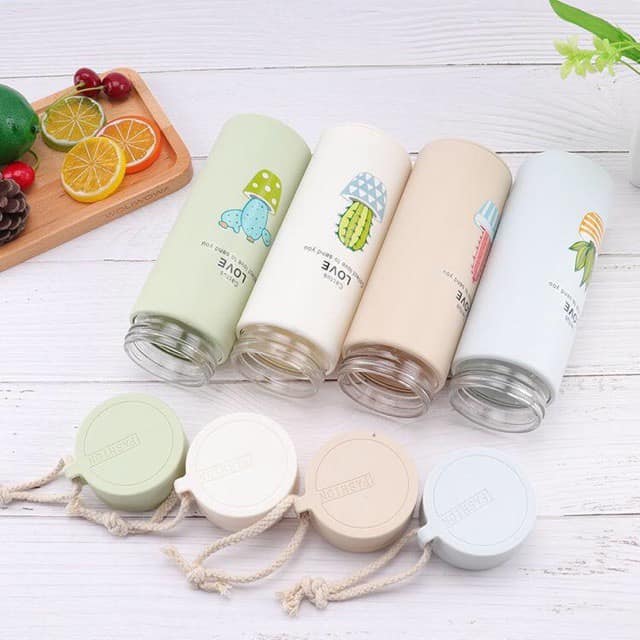 BÌNH NƯỚC THỦY TINH BỌC NHỰA CHỮ LOVE 400ML – HỌA TIẾT MÀU NGẪU NHIÊN - HENRYSA