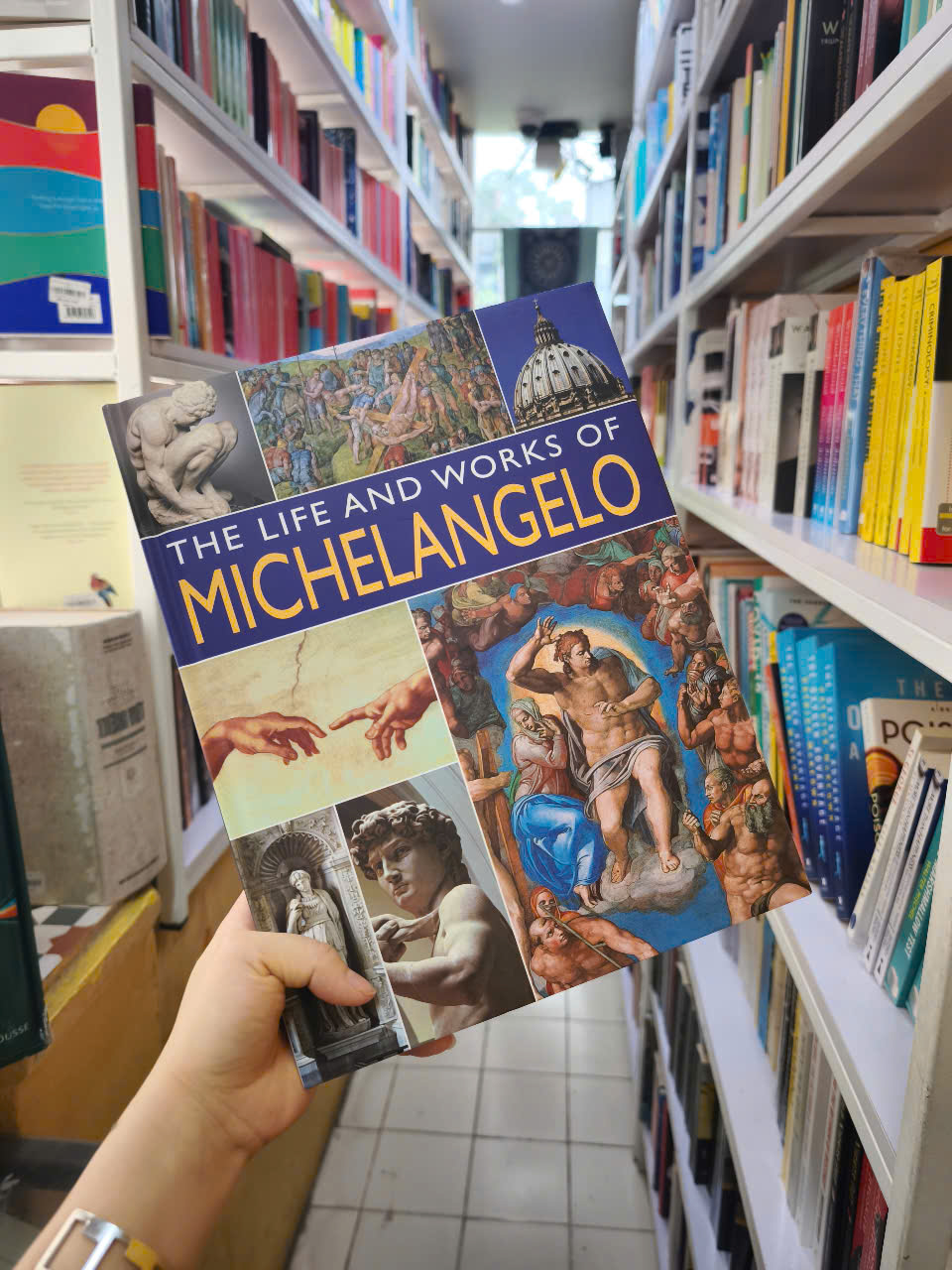 Sách - The Life and Works of Michelangelo by Rosalind Ormiston