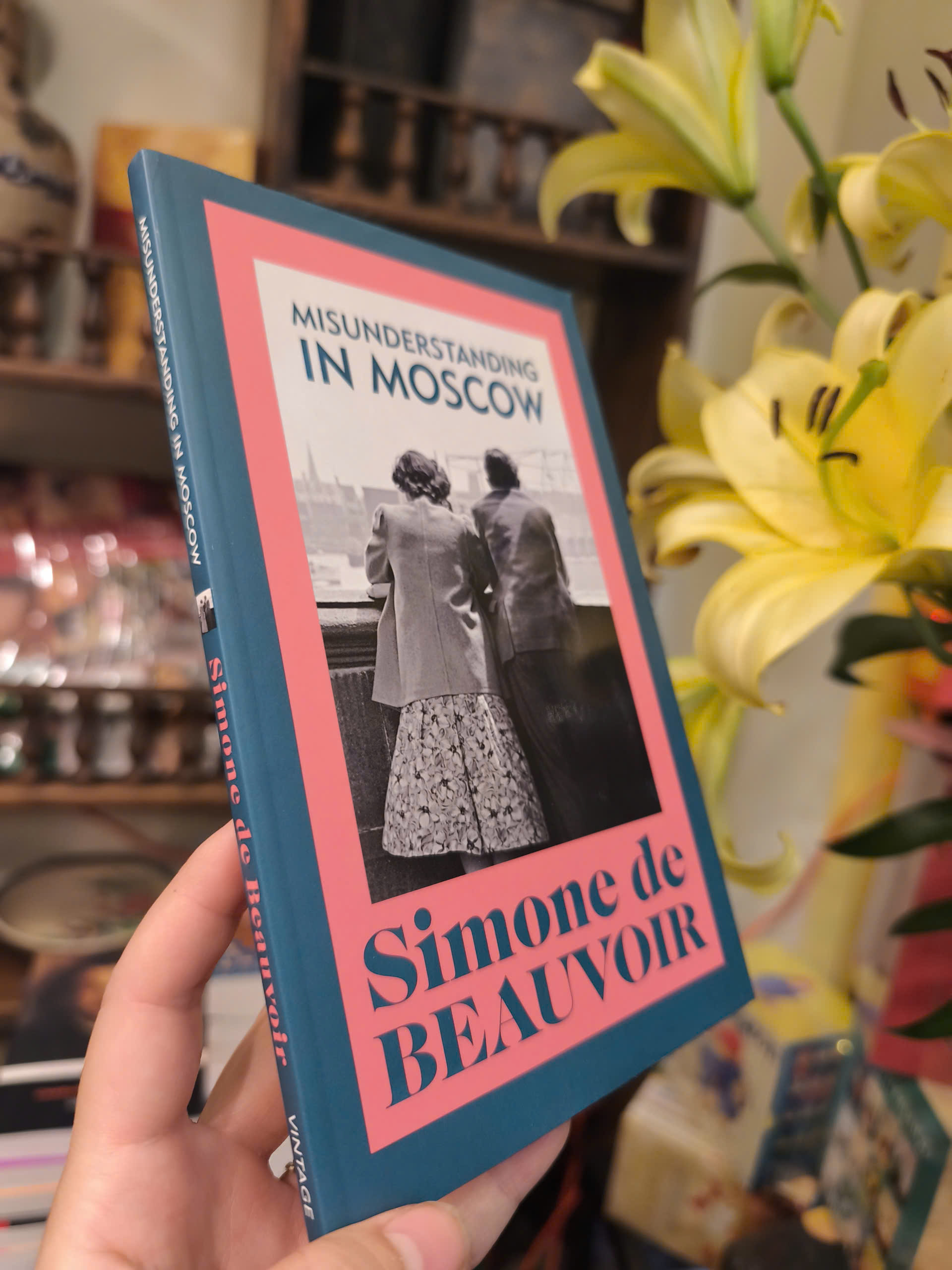 Sách - Misunderstanding in Moscow by Simone de Beauvoir | French Literature / Ngoại văn Nhập khẩu