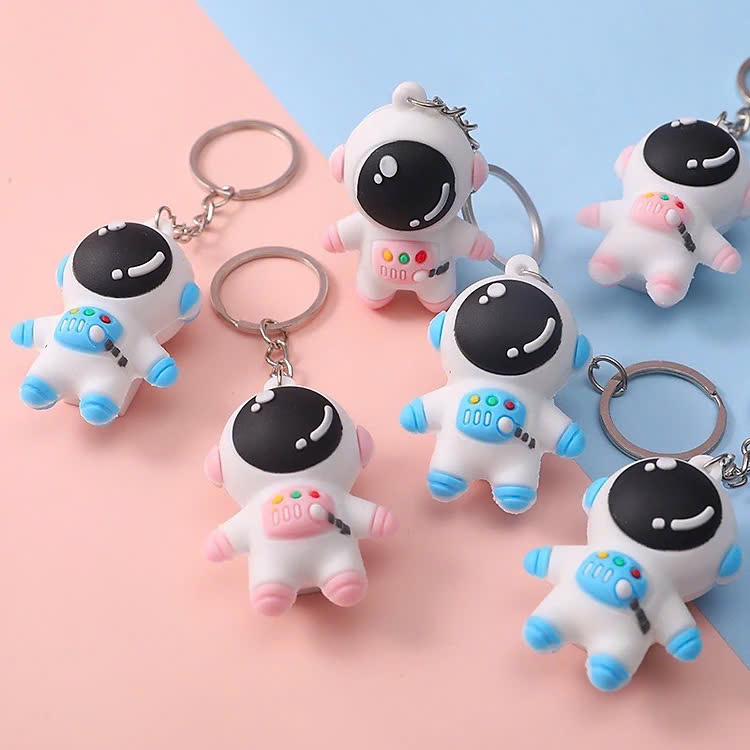 Móc khóa Phi Hành Gia cute cho xe máy dây đôi đeo balo điên thoại