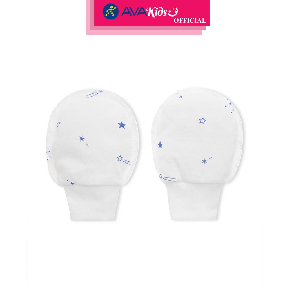 Set nón, bao tay bao chân in hình sao băng IQ Baby màu trắng (0 - 3 tháng) - Hàng Chính Hãng