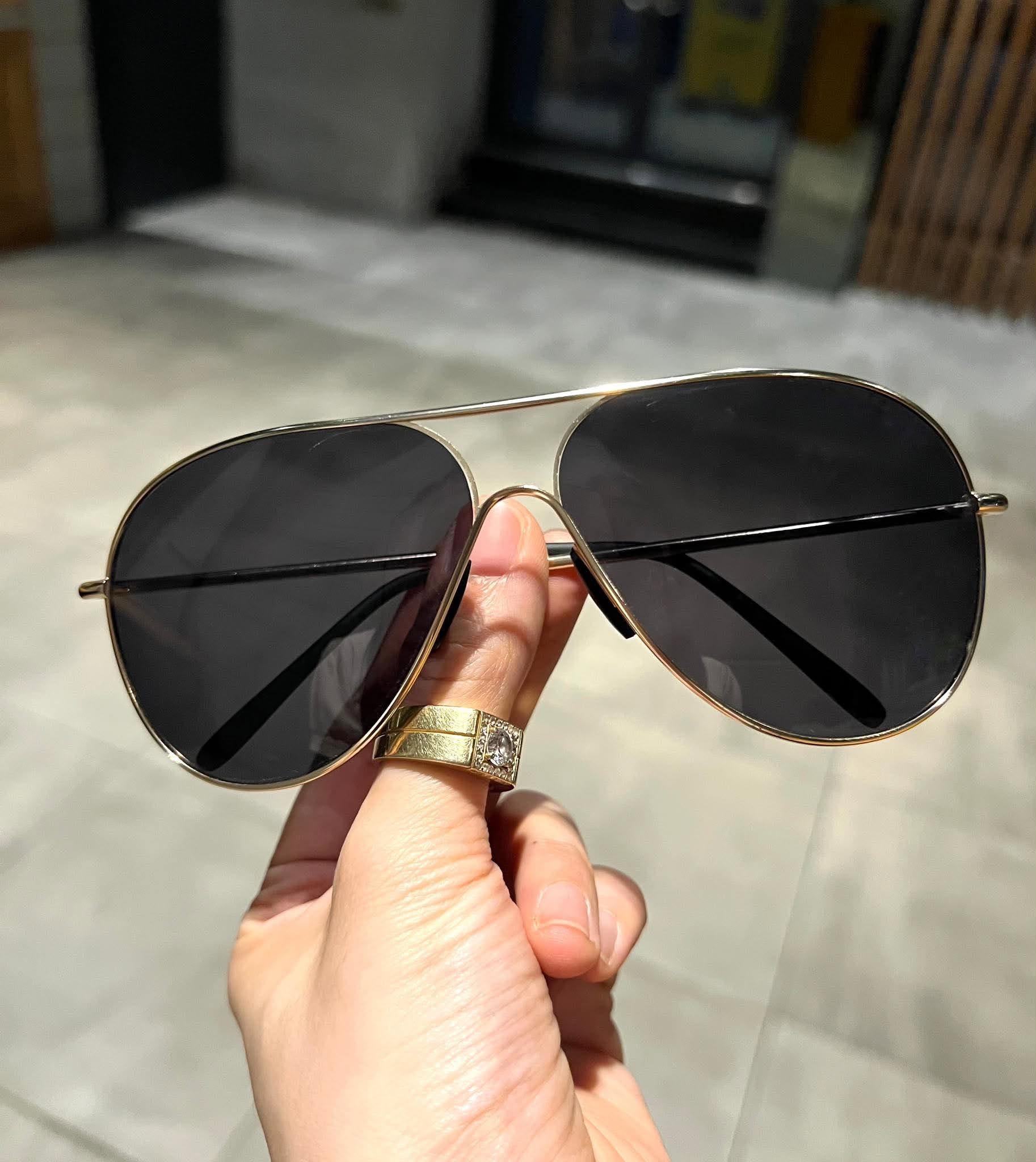 Kính râm cổ điển chống nắng, chống tia UV cao cấp cho nam