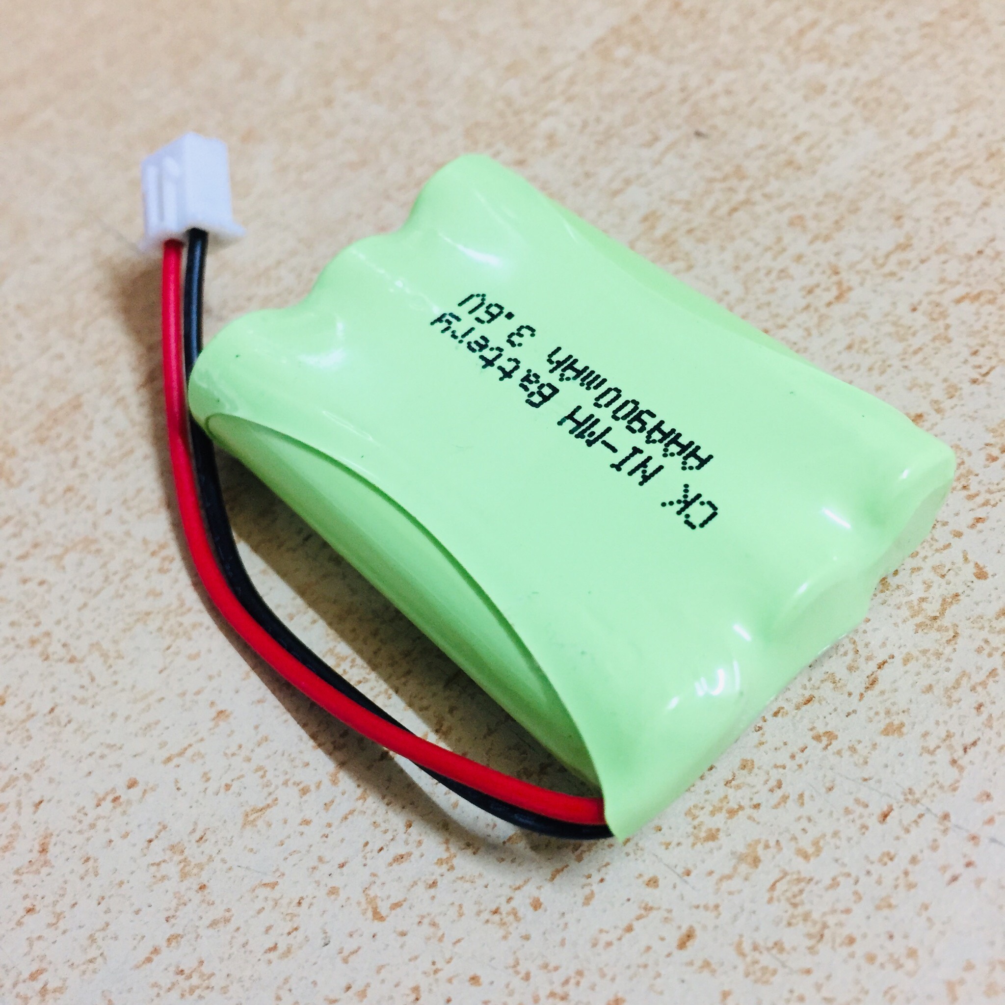 Pin sạc AAA điện áp 3.6V dung lượng 900mAh jack cắm vuông 2P