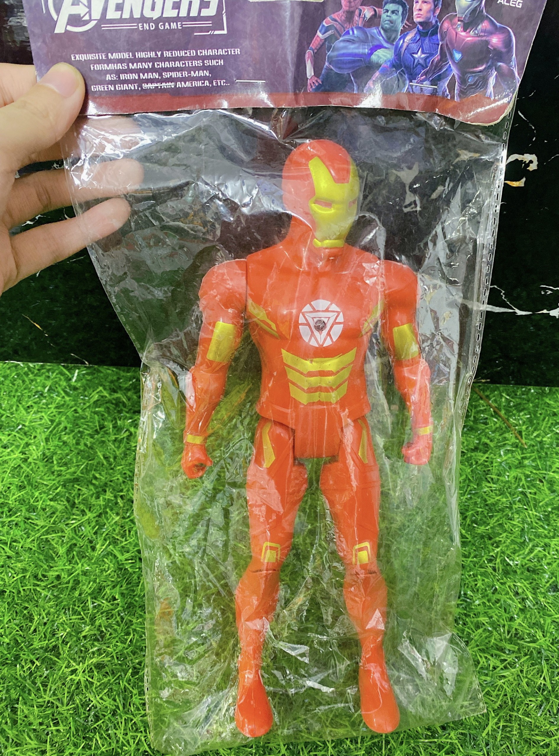 Siêu Nhân Cử Động Khớp Và Đèn Sáng Đồ Chơi