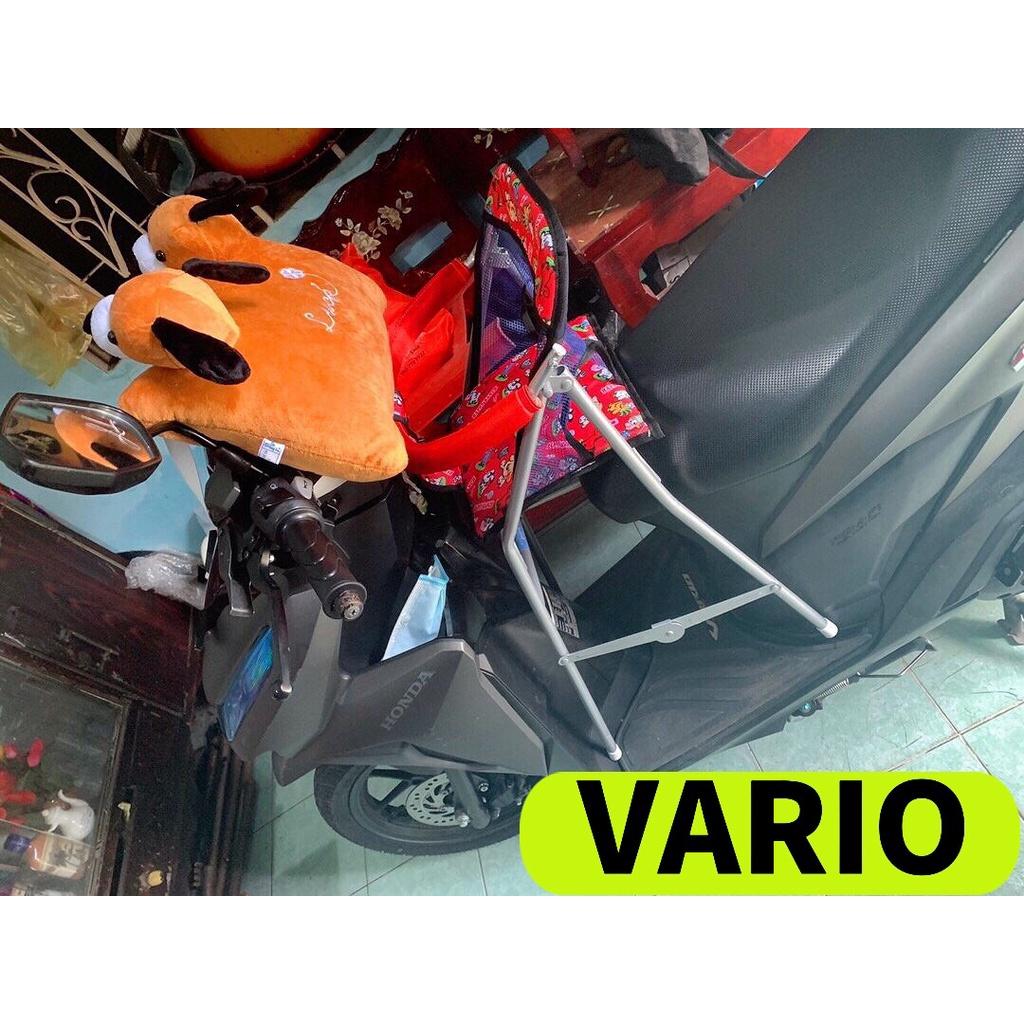 Ghế ngồi xe tay ga inox có dây đai an toàn cho bé
