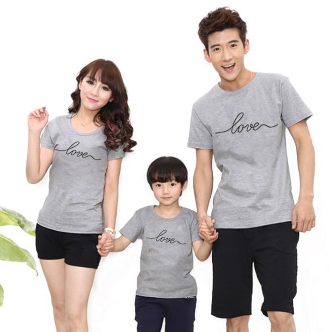 Đồ gia đình quần đen áo xám in họa tiết Love nhẹ nhàng nhưng đầy lãng mạn
