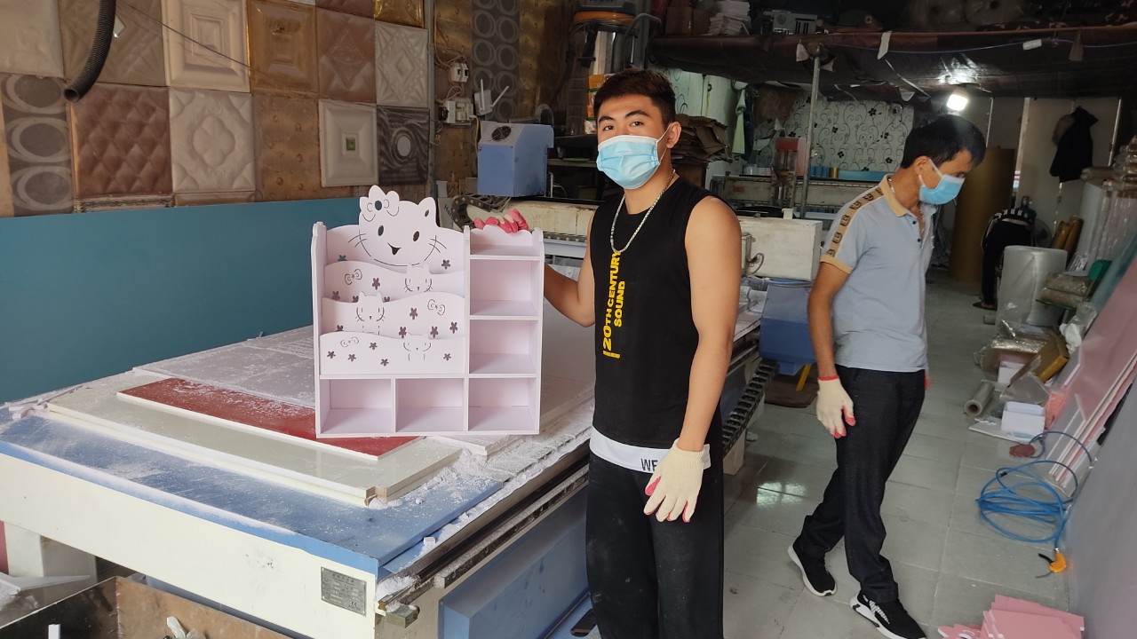 Kệ sách Gấu 3 Kitty