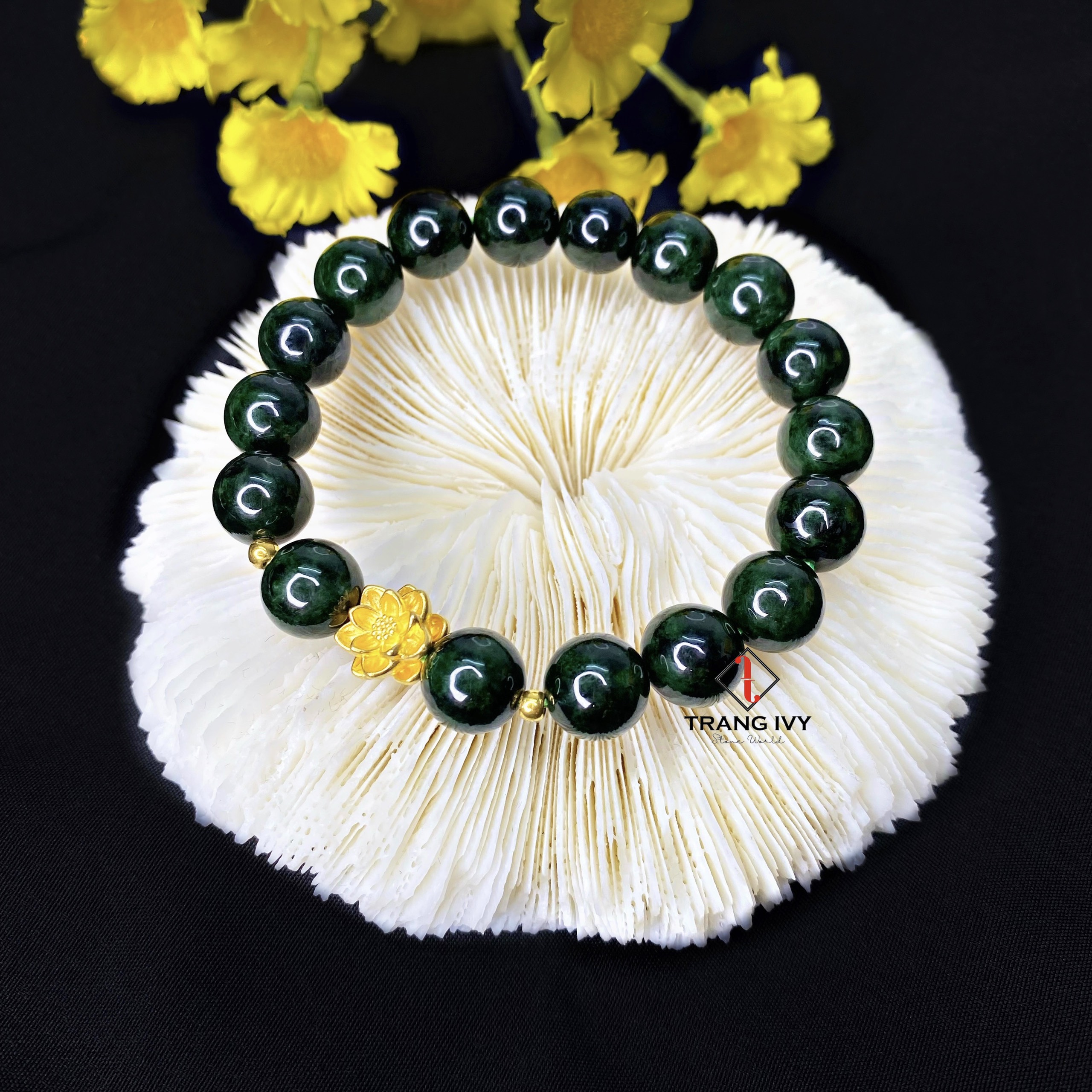 Vòng Ngọc Sơn Thuỷ Mix Charm Hoa Sen
