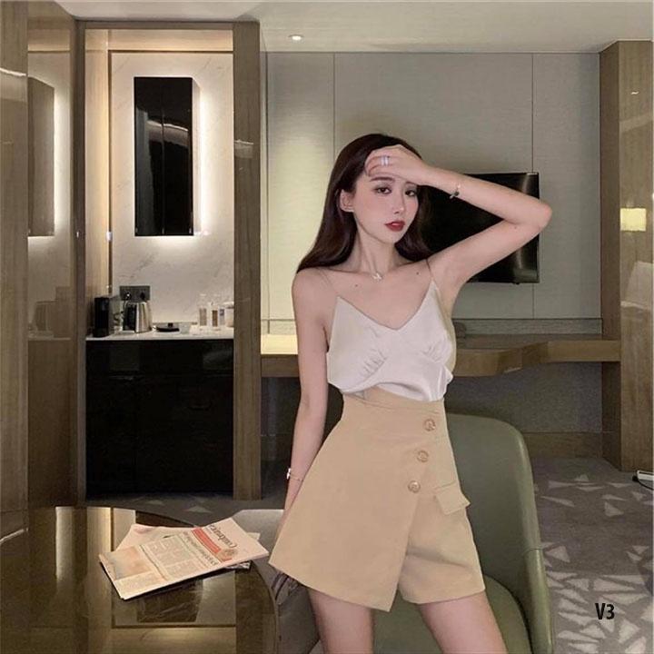 Quần giả váy vạt chéo phối cúc sang trọng