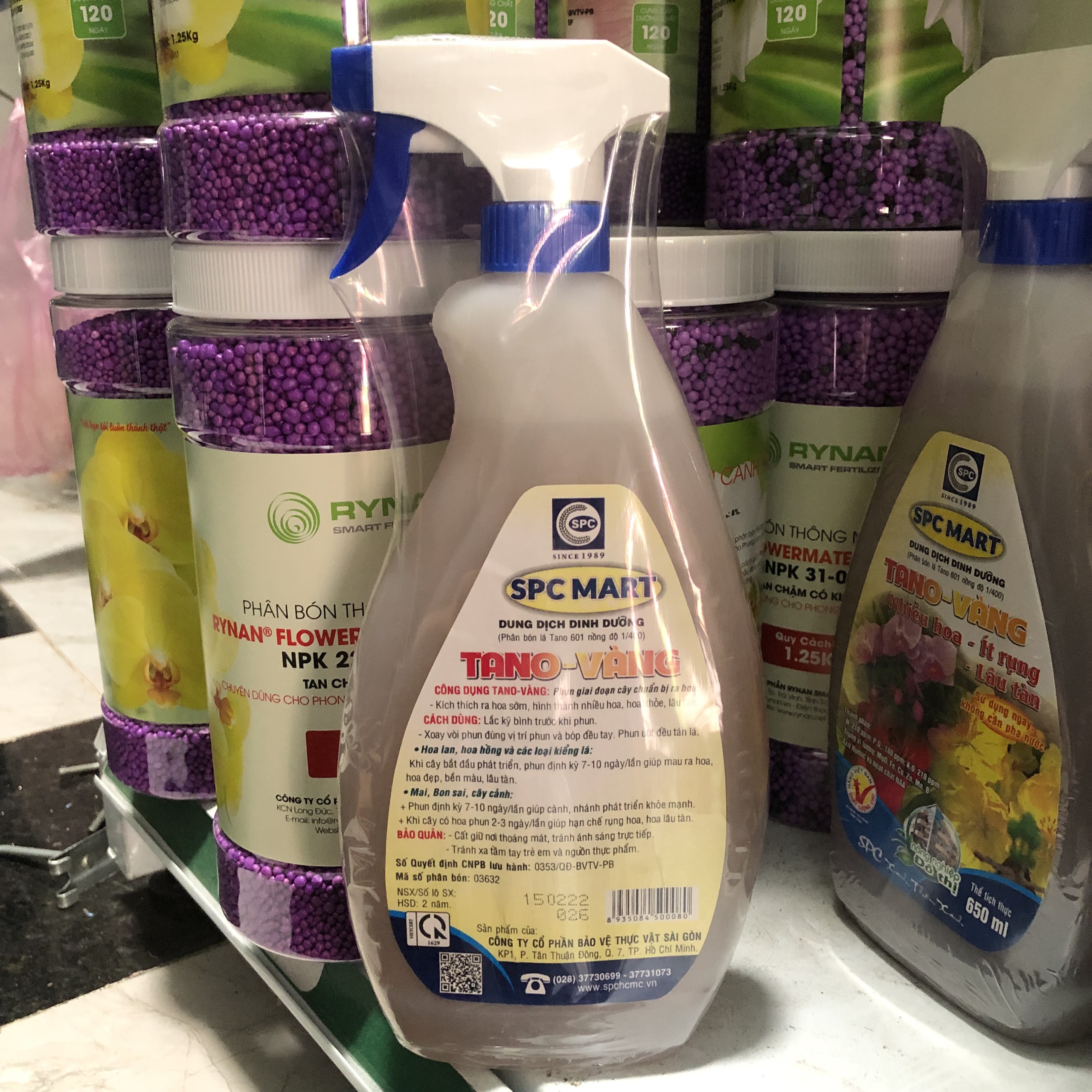 Phân bón pha sẵn TANO VÀNG 650ml Nhiều Hoa, Ít Rụng, Lâu Tàn, An Toàn Cho Môi Trường