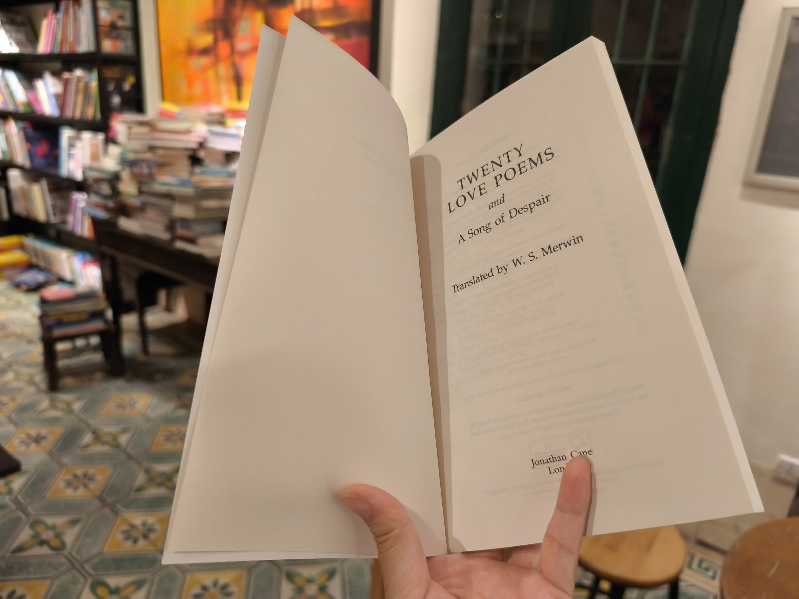 Sách - Twenty Love Poems and a Song of Despair by Pablo Neruda | Classics Poetry / Ngoại văn