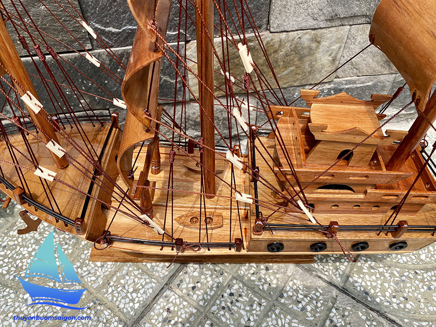 Thuyền buồm gỗ phong thủy thuận buồm xuôi gió dài 75cm