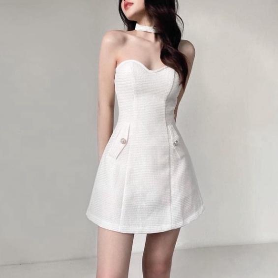 Đầm váy thiết kế cúp ngực tơ xốp lót lụa xòe ôm body kèm dây cổ chocker đen trắng trễ vai ivy.fashion đi biển dự tiệc