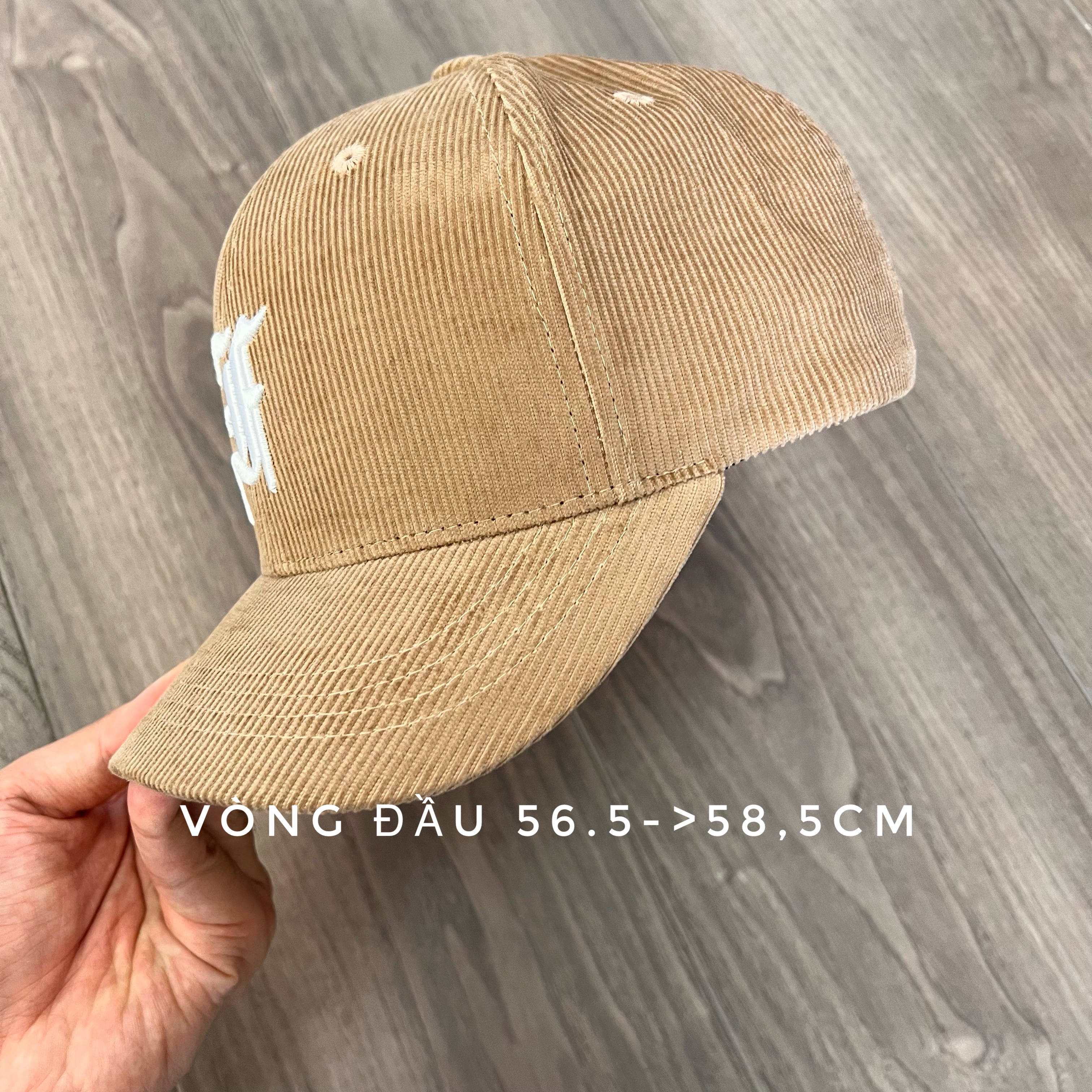 Nón lưỡi trai F chất vải nhung vành cong NGẮN dài 5,5cm màu vàng quai khoá dây Brand One Hat