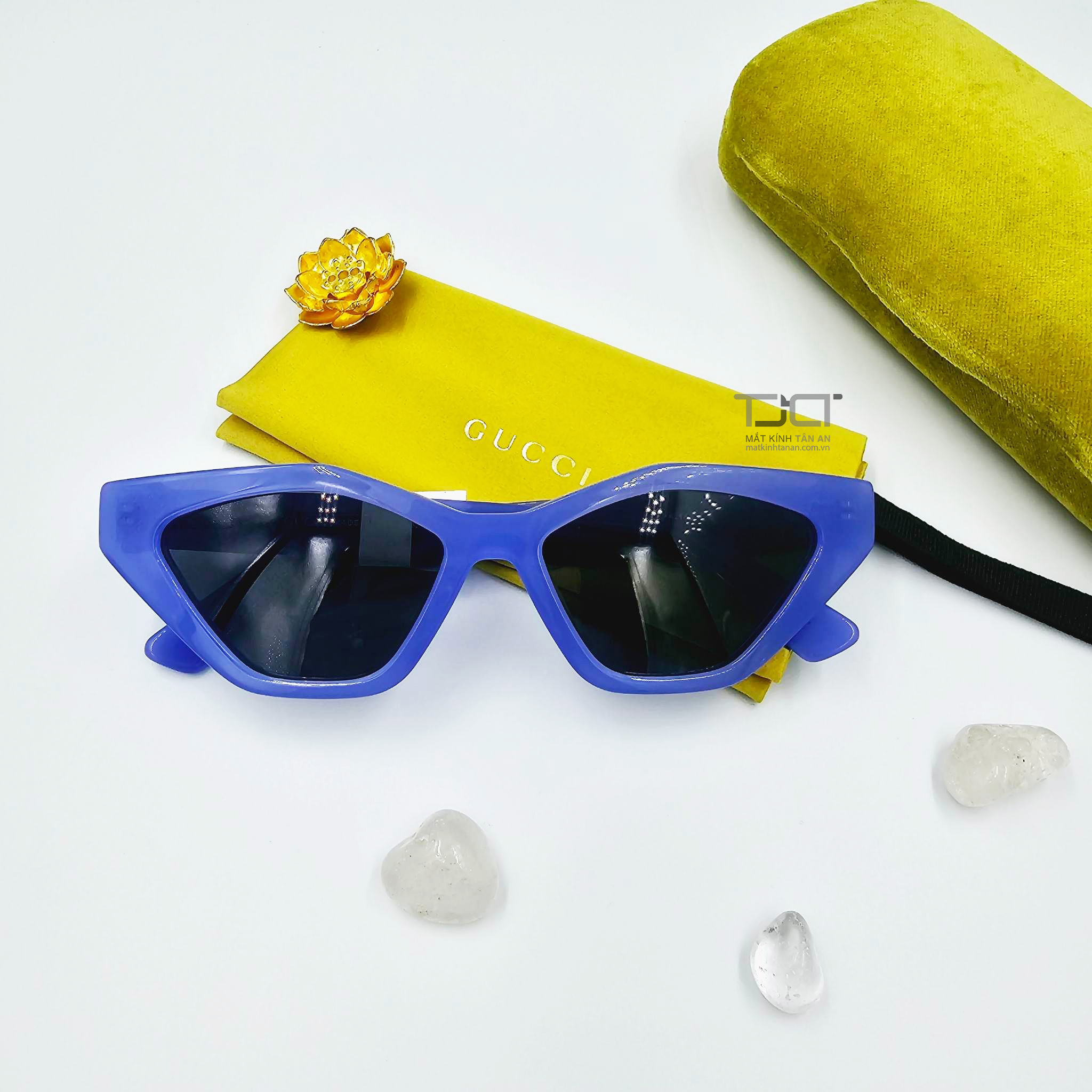 KÍNH MÁT MẮT MÈO THỜI TRANG, DÙNG LÀM GỌNG CẬN, KÍNH MÁT CẬN, PHONG CÁCH THỜI TRANG TRENDY,