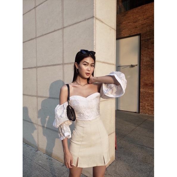 Chân váy xẻ chữ A ngắn tôn body Beige Split Skirt