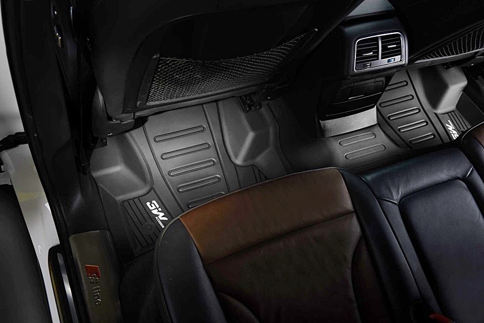 Thảm lót sàn xe ô tô Audi Q7 2015- đến nay Nhãn hiệu Macsim 3W chất liệu nhựa TPE đúc khuôn cao cấp - màu đen