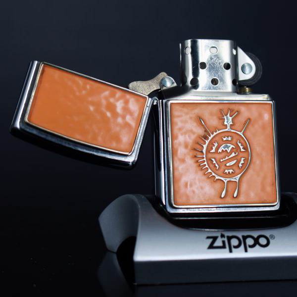 Bật Lửa Zippo 2004 - Native Dancer