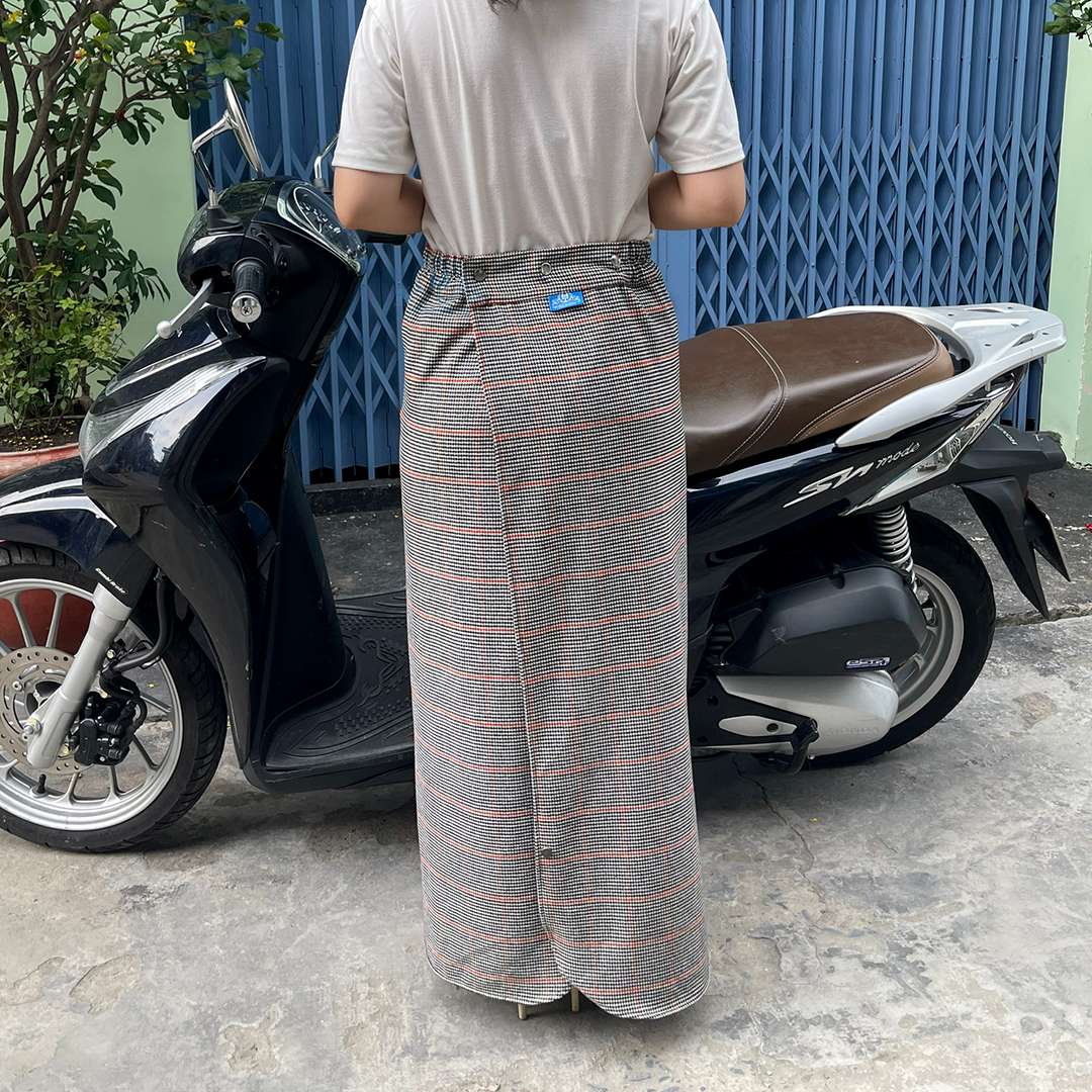 Chân váy chống nắng nữ xẻ tà có túi và nút bấm chân tiện lợi KHT38
