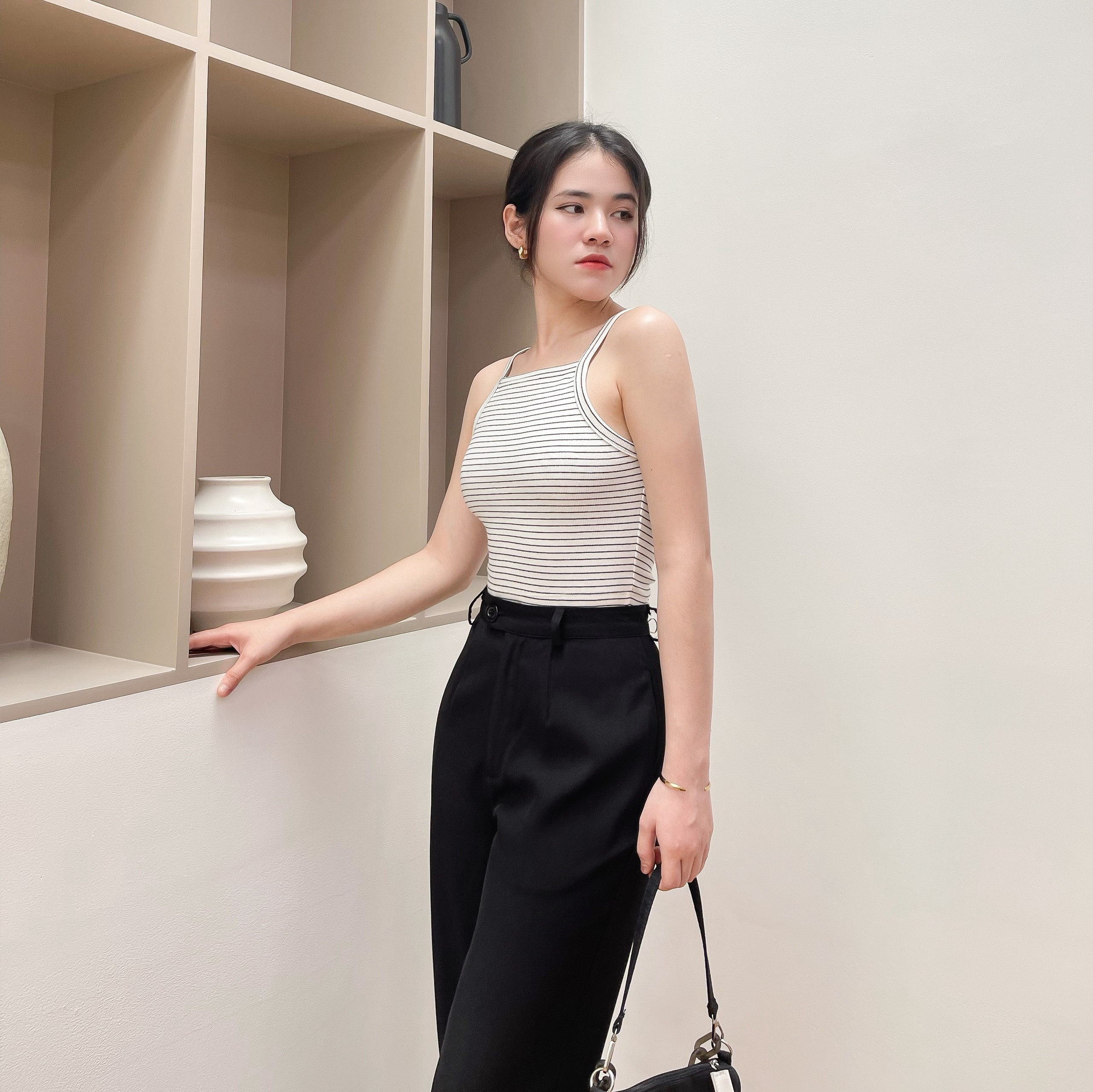 ÁO YẾM THUN GÂN BASIC THU132 SỌC ĐEN TRẮNG
