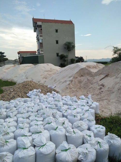 Combo 2kg Sỏi thạch anh dùng trong xử lý nước, trang trí bể cá và nhà cửa