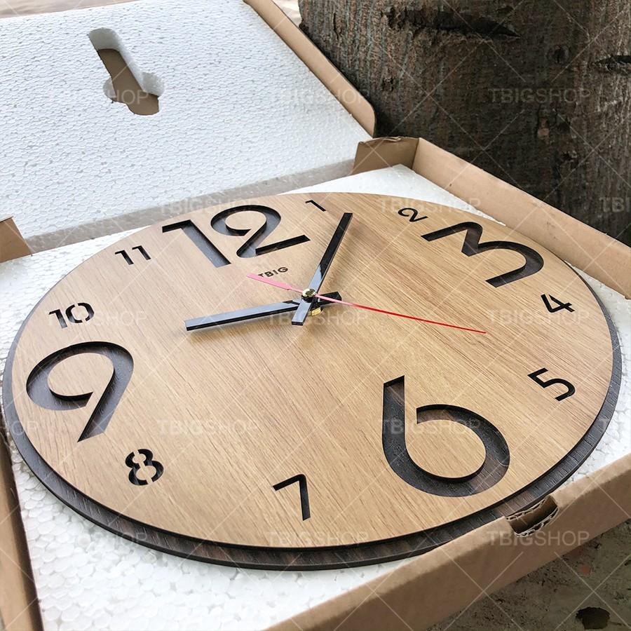 Đồng hồ bằng gỗ treo tường mẫu cắt laser 12 số