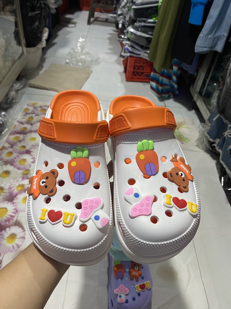 DÉP SỤC NHỰA ĐẾ CAO NỮ 6 MÀU ĐẸP KÈM 6 STICK SIZE 36-40